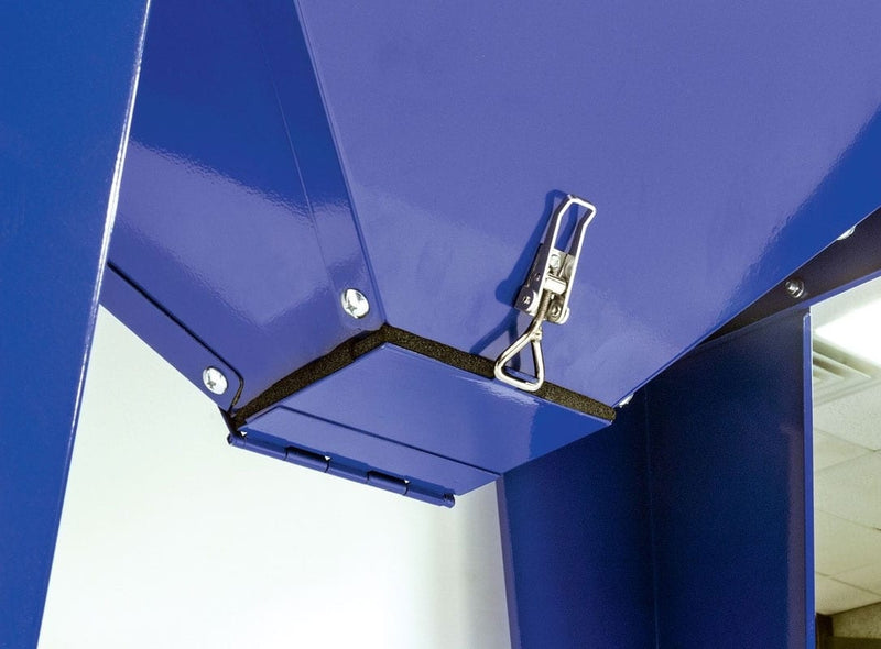 Top opening door and latch on the Eastwood B60 abrasive media blast cabinet